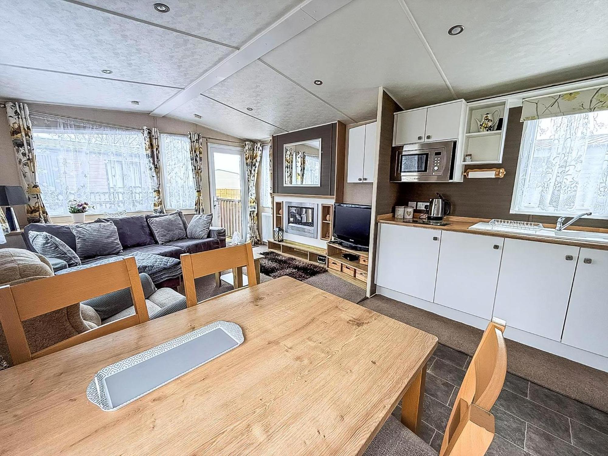 Brilliant Caravan With A Partial Sea View In Suffolk Ref 32026Az Lowestoft Eksteriør bilde